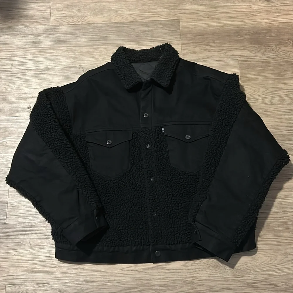 Levis Made and Crafted Black Oversized Sherpa Denim Trucker Jacket Pre-Owned L